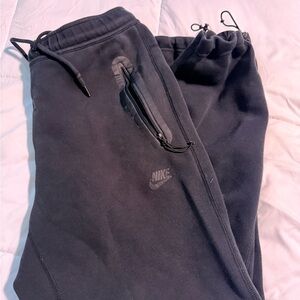 Nike Tech Black Performance Fleece Joggers with Zip Pocket